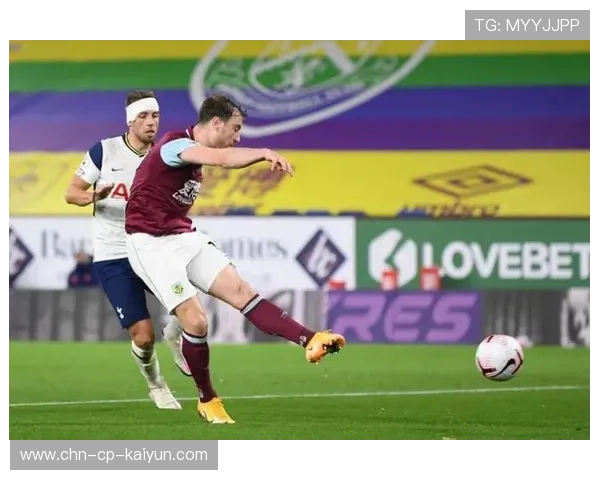 定位球布置与防守细节解析：打造铁桶防线的关键战术秘籍