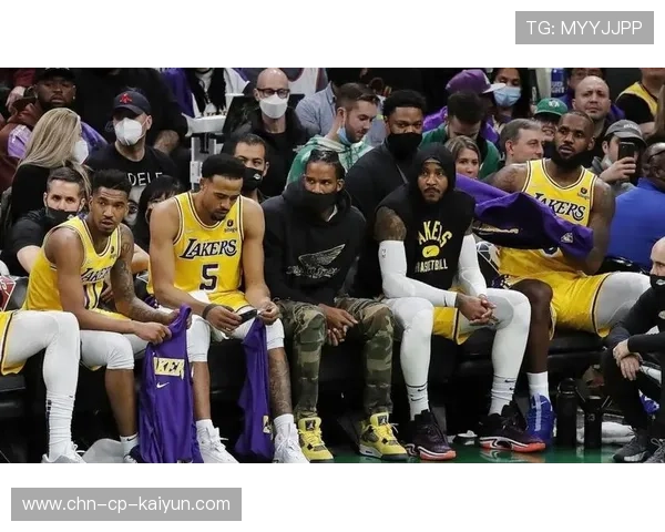 湖人主帅说得对，团队防守才是灵魂，湖人防守体系